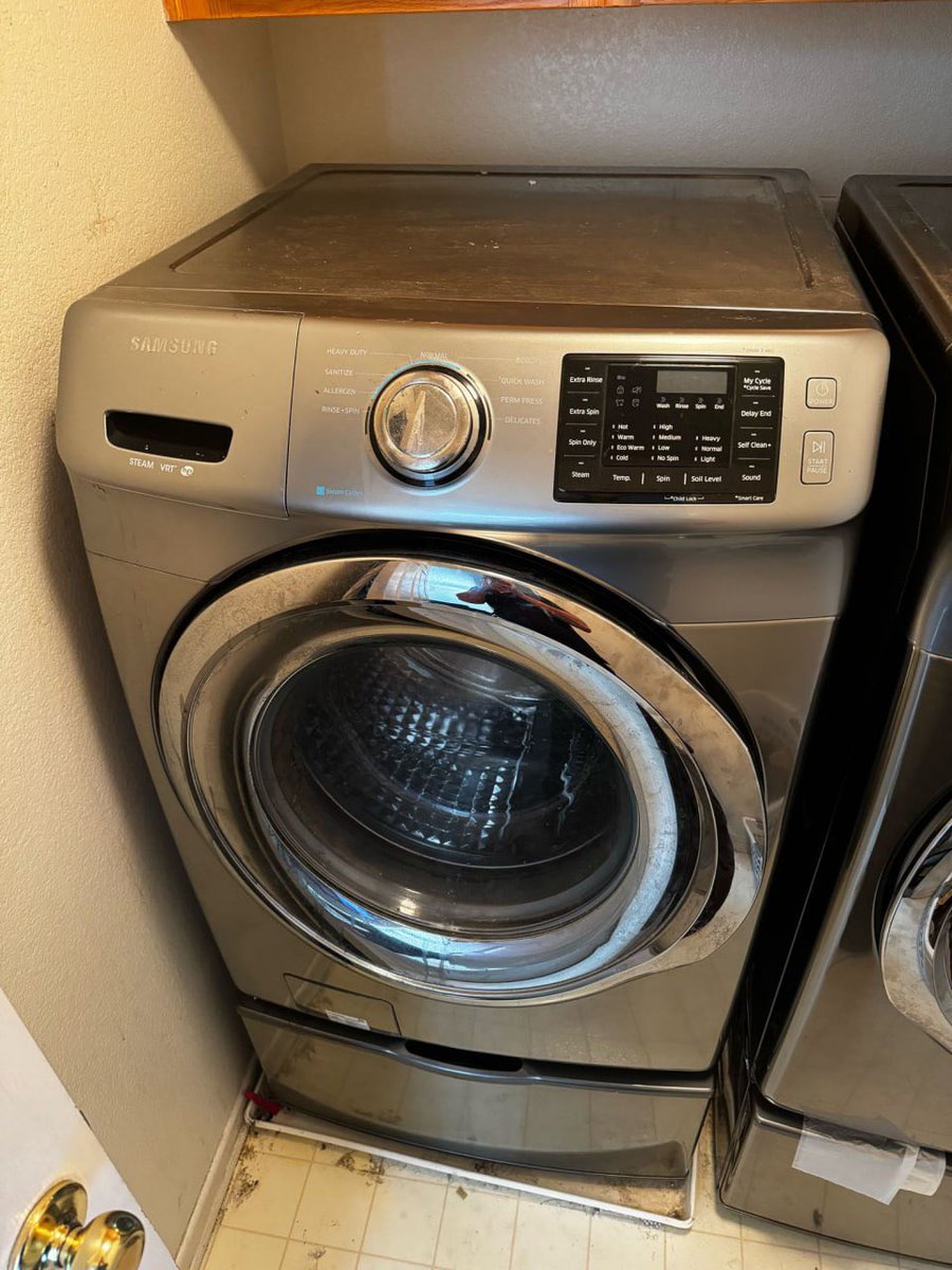 Repair_servicee's tweet image. Drain pump problems? 🚫 Don’t ignore water left behind or strange noises. From simple clogs to motor repairs, drain issues can be tricky! Let Chula Vista Appliance Repair Company handle it – call us for a quick diagnosis &amp;amp; repair! #ApplianceRepair #DrainPump #ChulaVista