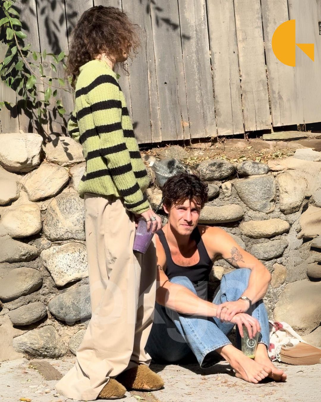 backgridus on X: "Singer Shawn Mendes was spotted enjoying smoothies  together at Earth Bar with his bandmate Eddie Benjamin in West Hollywood.  This sighting comes after Shawn recently said on stage that