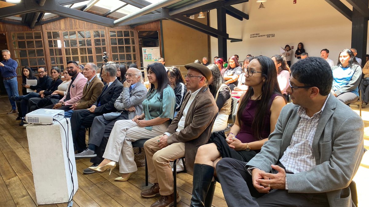 UCuenca tweet media