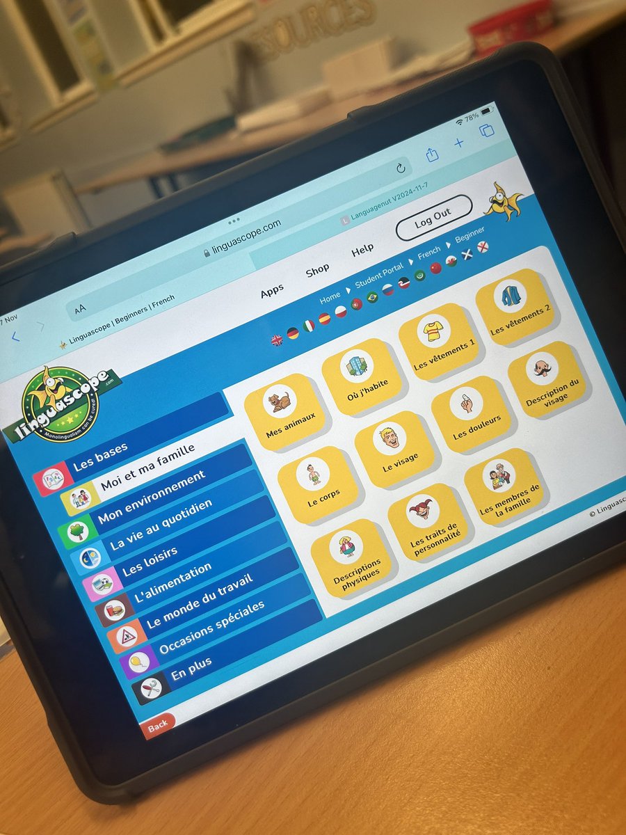 MrGallacherMFL's tweet photo. Such a great evening welcoming P7s and their families into @HyndlandSec this evening and introducing them to all things @Hyndlandmfl and looking into some of our language skills on Cognates and by using Linguascope and LanguageNut!🇫🇷🇪🇸📚💬 https://t.co/1bY5O2DATY