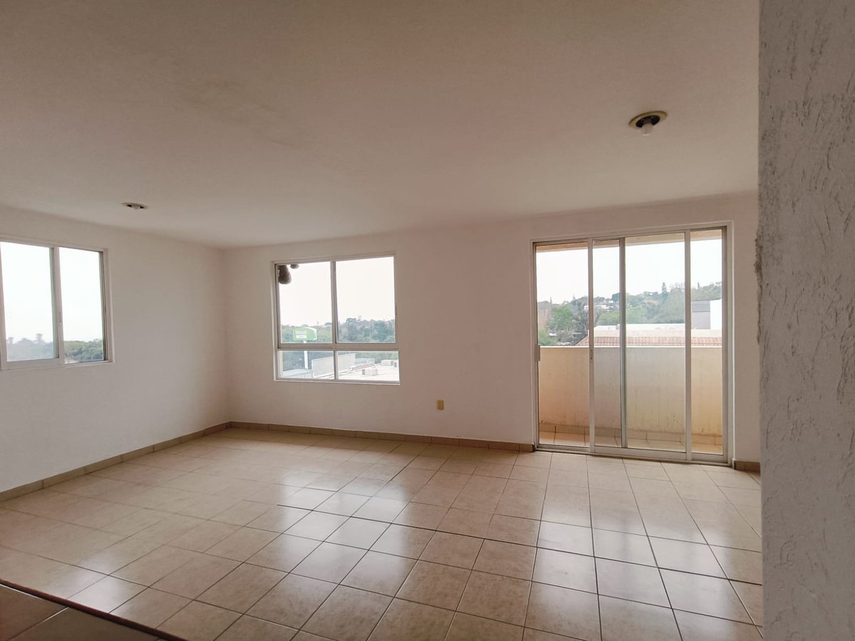 HabitadKw's tweet photo. Tu Nuevo Hogar en La Pradera, Cuernavaca $2,300,000
Descubre este espectacular departamento de 103 m² con vista panorámica a la ciudad en Cuernavaca. Vigilancia Roof Garden

#departamento #bienesraices #Cuernavaca #Morelos #ventadeinmuebles https://t.co/dAnoG4uwHf