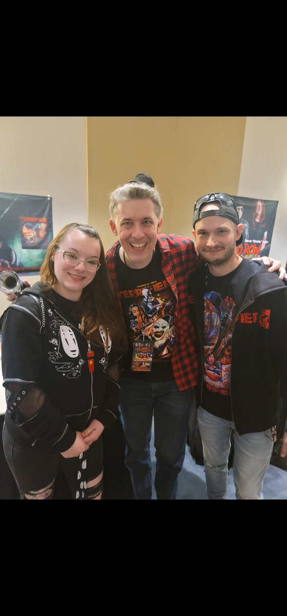 newkidphs07's tweet photo. @_LaurenLaVera_ Totally uncalled for to make sexist comments like that but at the same time we are huge fans of you and the entire Terrifier movie cast, we were Terrifier fans before it became what it is now, but we make less money than you too, do you think less of us too? https://t.co/ccbk9iJjLC