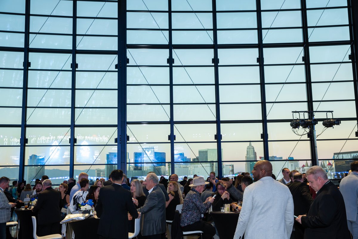 Swipe through for an unforgettable night at the #TopTechAwards in Las Vegas!   Congrats to all our honorees—your achievements are shaping the future of tech! Thank you to our sponsors, judges, and everyone who made this event a success. Here’s to many more!

#TopTechVegas