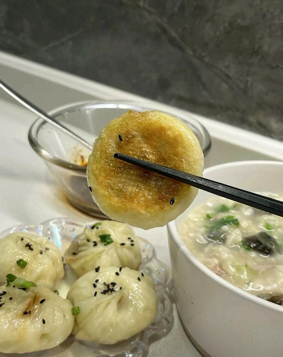 早安，
交出你的早餐理想的生活状态
无非就是用热爱迎接每一个清晨