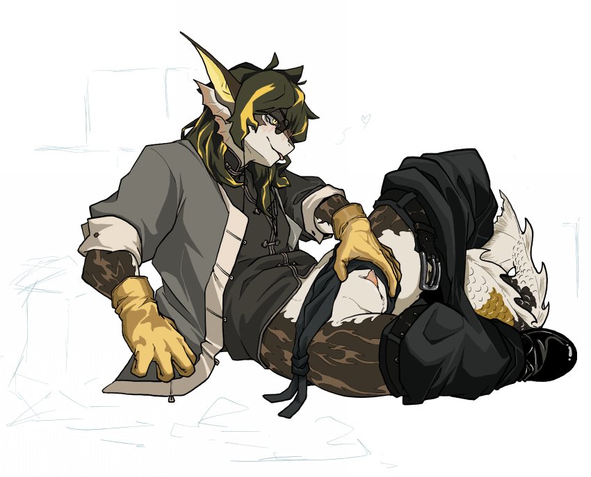 Yes, he is slit-sheathed.