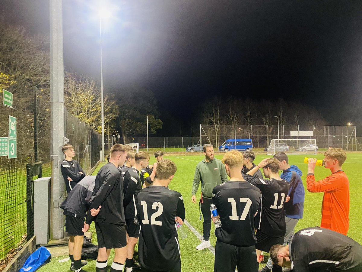 Mr Latimer tweet media