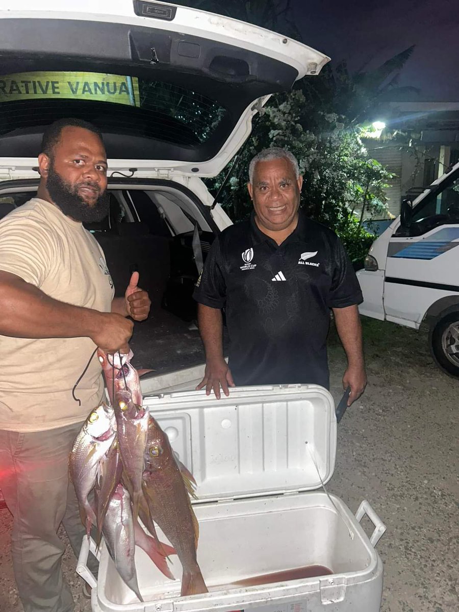 yumitalem's tweet photo. It can’t be fresher than this. From the boat off the coast of Efate and onto the plate. Together, we celebrate the richness of our culinary heritage, one meal at a time.
By : Chef Leo's Kai Vanua
#hinakaivanua #atasteofvanuatu #IkeWoro #foodforhealth #SapotemLokol #ChefLeo 🇻🇺 https://t.co/vckH1D2STq
