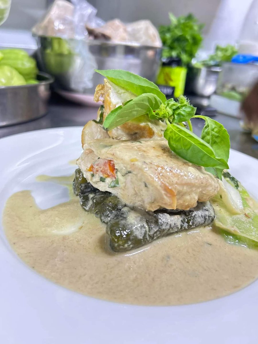 yumitalem's tweet photo. It can’t be fresher than this. From the boat off the coast of Efate and onto the plate. Together, we celebrate the richness of our culinary heritage, one meal at a time.
By : Chef Leo's Kai Vanua
#hinakaivanua #atasteofvanuatu #IkeWoro #foodforhealth #SapotemLokol #ChefLeo 🇻🇺 https://t.co/vckH1D2STq
