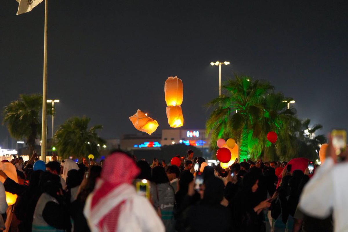 نجوم تتلألأ في سماء جازان ✨⭐️

#شتاء_جازان 2025