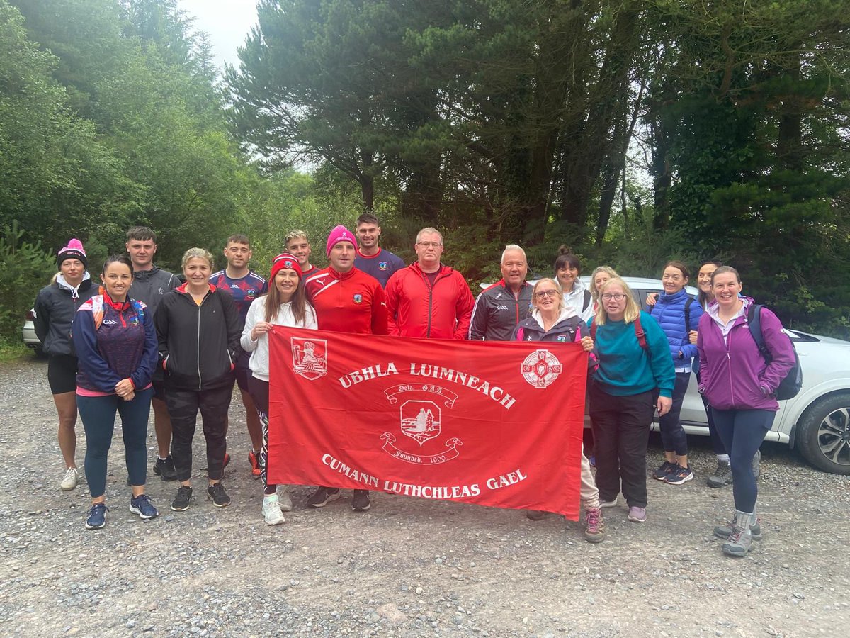 Oola Senior Footballers made a donation to Muscular Dystrophy Ireland after completing a sponsored walk to Lake Muskry during the summer.  Thank you to those who completed the walk and to those that supported this wonderful charity.
<a href="/MDI_Ireland/">MuscularDystrophyIRE</a>