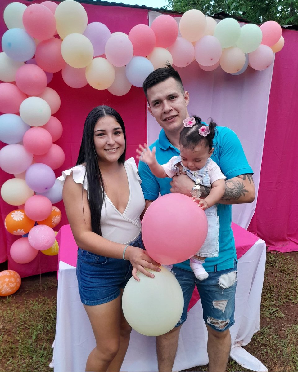 medeiro153's tweet photo. Ahora tenemos nuestra familia , nuestra casa.. propia♥️🥰 https://t.co/xfkFqeREbE