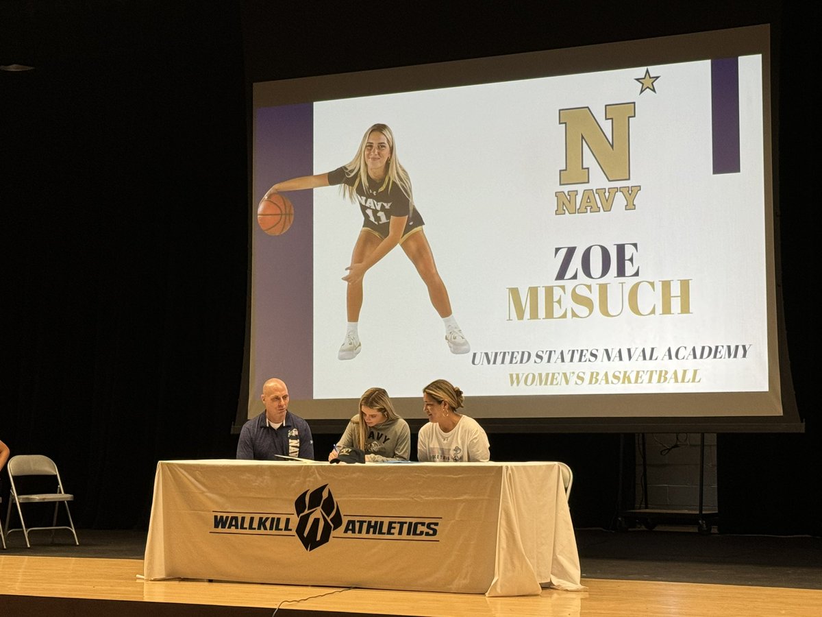 TeamNEHoops's tweet photo. Great day for @ZMesuch and her family!  Officially a @NavyWBB Middie! ⚓️ #TeamNE https://t.co/0GWXt1xefv