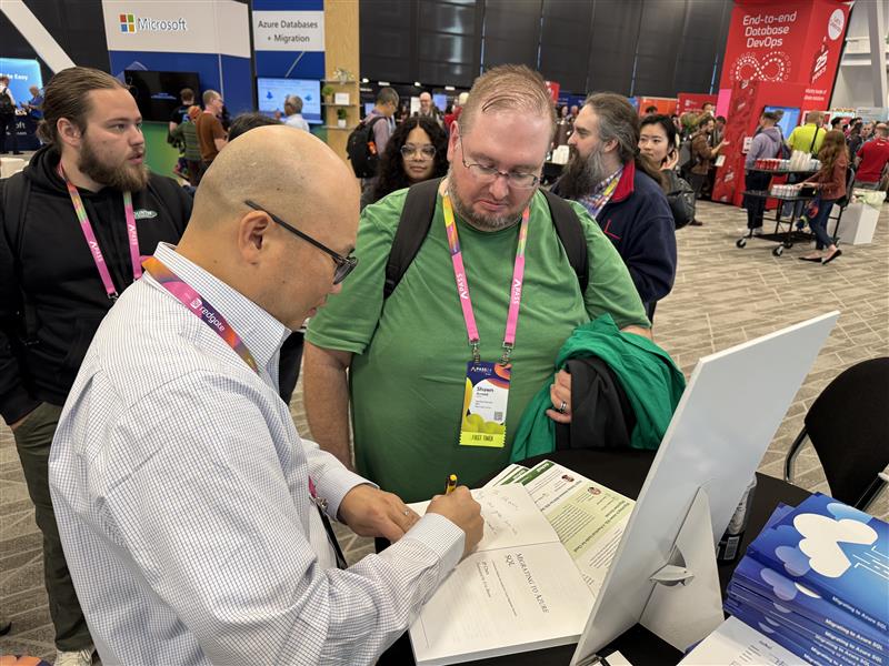 datavail's tweet image. Look at this line! #PASSDataSummit attendees are eager to get a signed copy of JP Chen&apos;s book &quot;Migrating to #AzureSQL: A Practical Guide for #CloudMigration Success.&quot; Want to meet the author? Stop by Datavail Booth #304!

#PASSDatacommunitySummit #PASSSummit #Azure #cloud