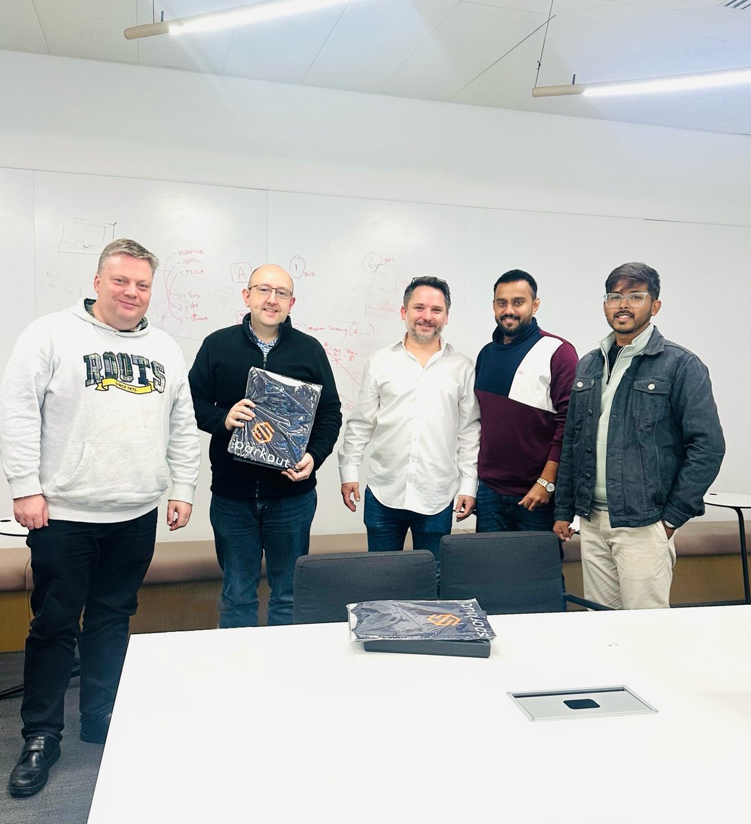 sparkouttech's tweet image. "Productive days in London! Had the pleasure of meeting Mr. Graham R., Mr. Andrew Flatt, and Mr. Paul-Angus Bark from @ArchaxEx , a leading UK custodian & crypto exchange.
#clientpartnership #collaborationsuccess #blockchaininnovation #archax #sparkout #blockchainx
