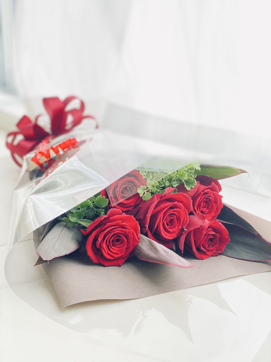 shiromon_s's tweet image. 今日は結婚記念日でした💐11周年☺️いやー、好き勝手させていただけてるのがありがたい🙏
今日はケーキ食べます!タルトです🙌
photo by #iPhone11pro