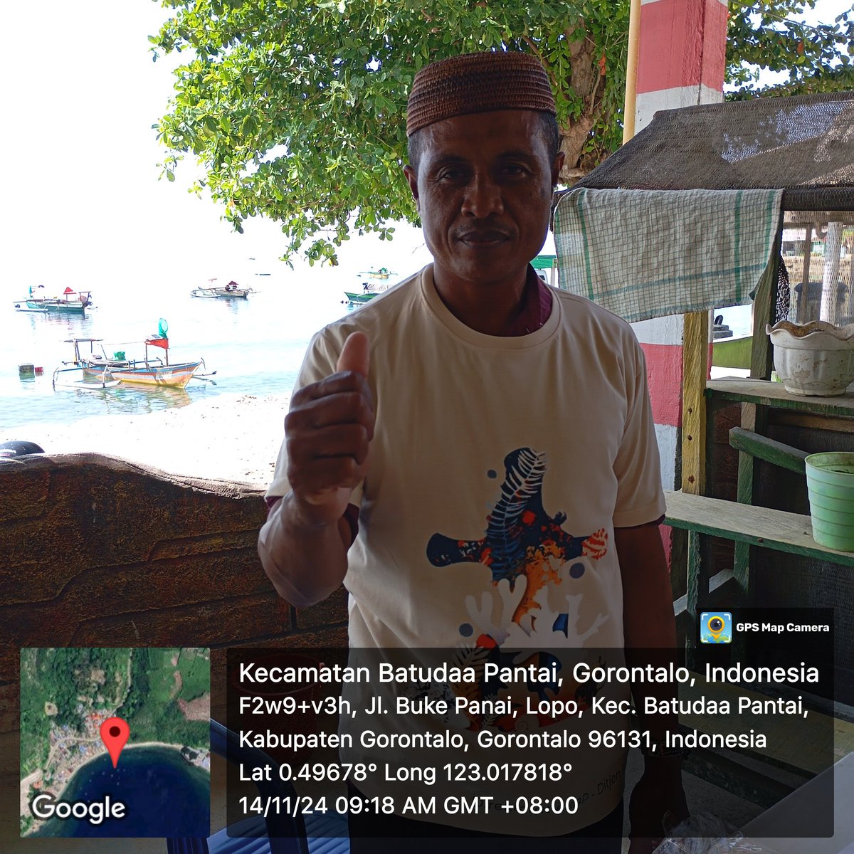 sofrantuna's tweet image. Kamis (14/11/24), menyerahkan souvenir pd responden Neraca Sumberdaya Laut/Ocean Account Kawasan Teluk Gorontalo di 4 desa Kecil. Batudaa Pantai
#GiatLuhkanSatminkalBitung
#Luhlapor
#Aktivitas
@bpppbitung 
@pusluh_bppsdm 
@ditprlkkp