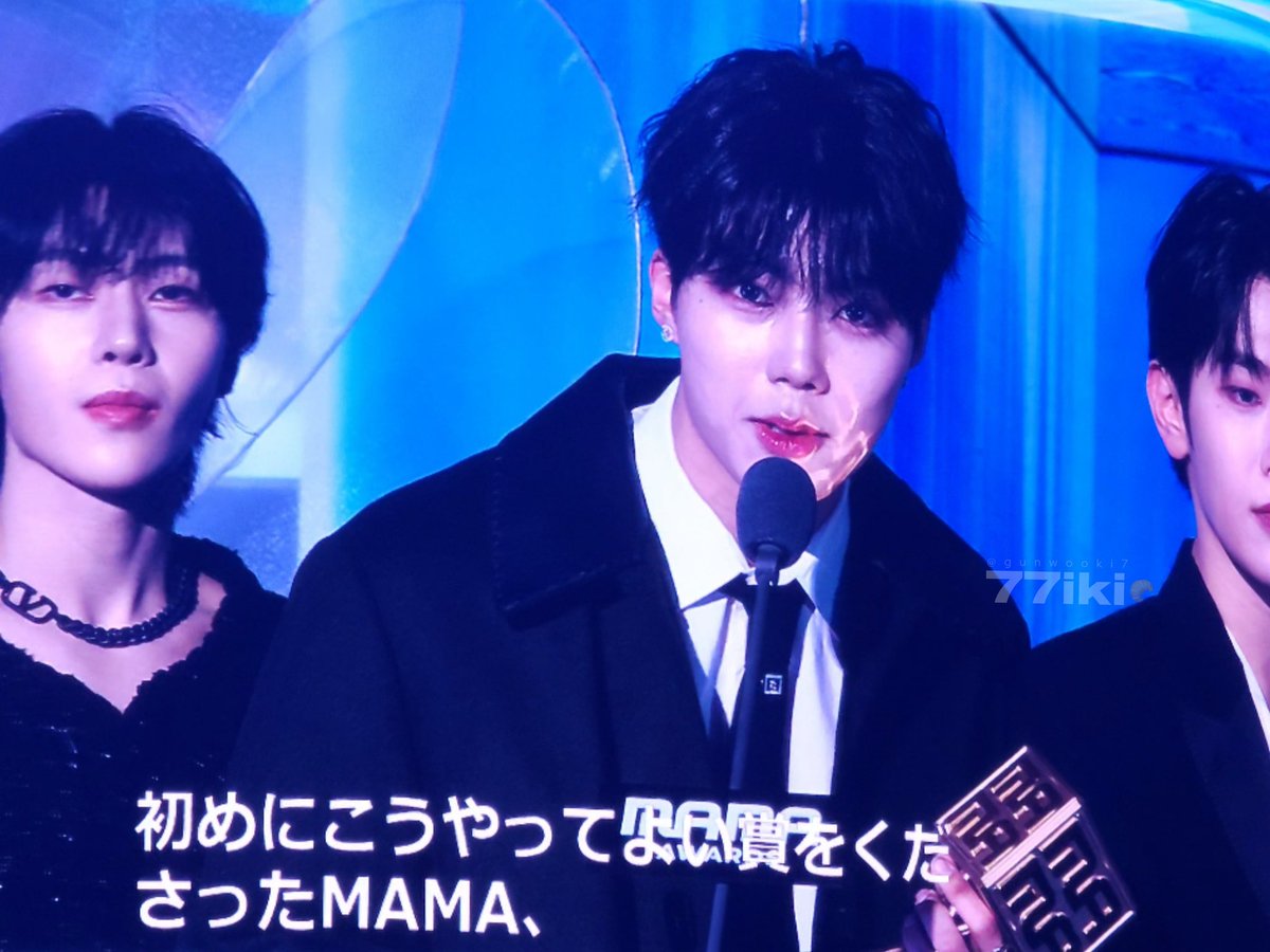 241122

#박건욱 #PARKGUNWOOK #朴乾旭 #パクゴヌク 
#ZEROBASEONE #ZB1 #제베원
