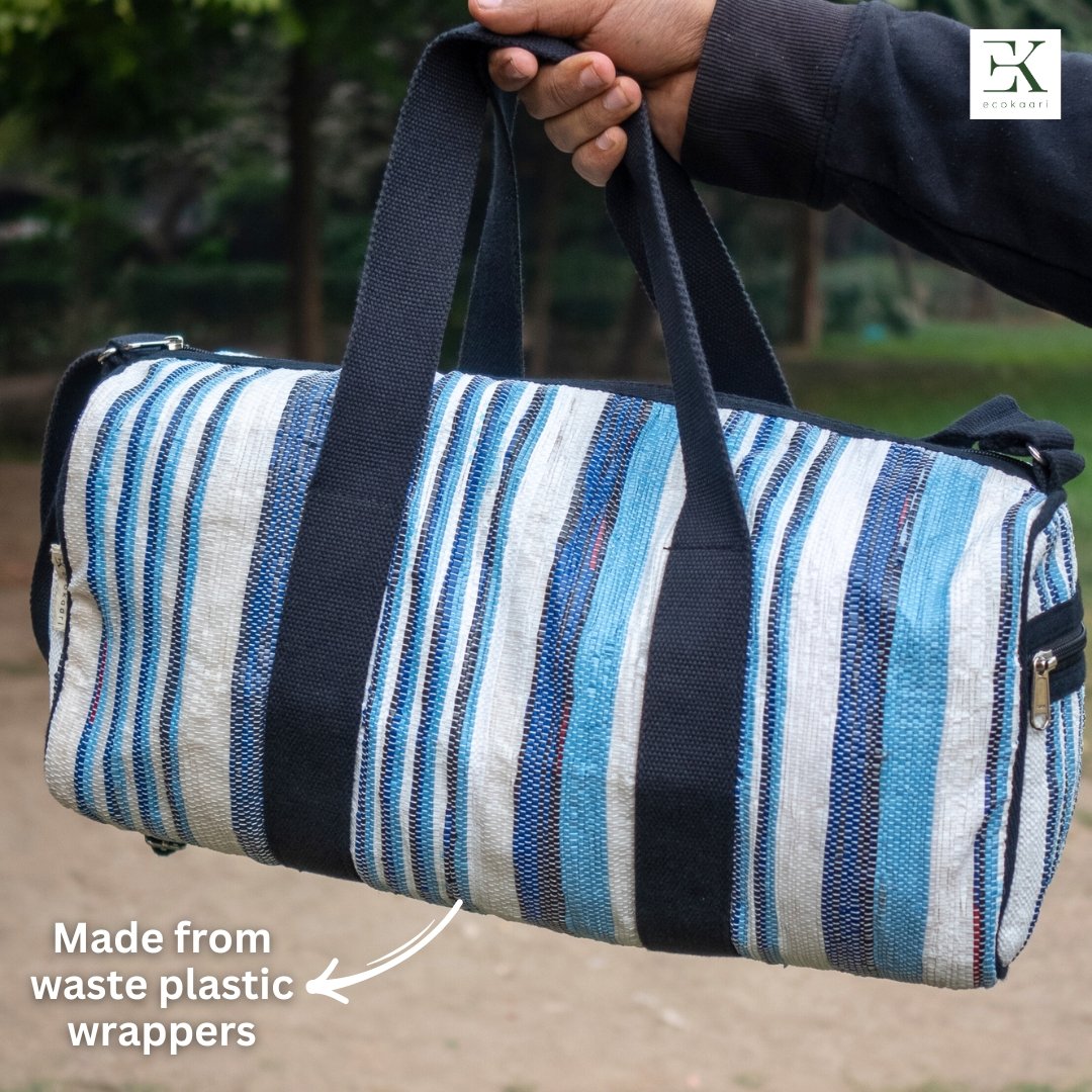 EcoKaari's tweet image. 🌿 Upgrade your travel game with the upcycled handcrafted eko duffle bag!

It’s functional, stylish, and perfect for anyone always on the move.

✨ Choose sustainability and make every journey unforgettable! 🌍
#eko #ecokaari #ekfam #sustainablefashion #upcycledbags #ecoessential
