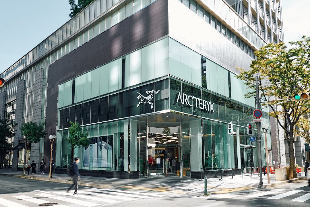 アジア初の“壁あり”アークテリクス。登れるショップが神戸にオープン！

houyhnhnm.jp/feature/922158/