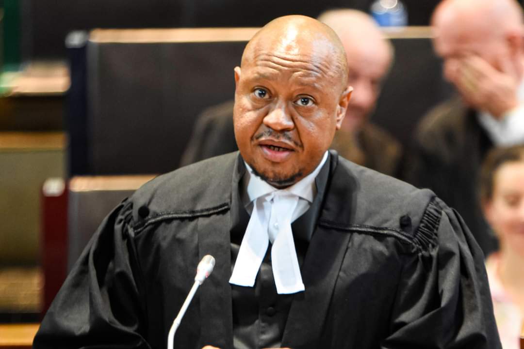 akotopam's tweet photo. 🇿🇦
#akotopamnews
“As we remember Justice Ackermann, let us remember not only the Judge, but the man who believed in the power of law to uphold lives,” said Mr M Motloung, speaking on behalf of the National Association of Democratic Lawyers.
#JusticeAckermann https://t.co/eHwniaWxG5