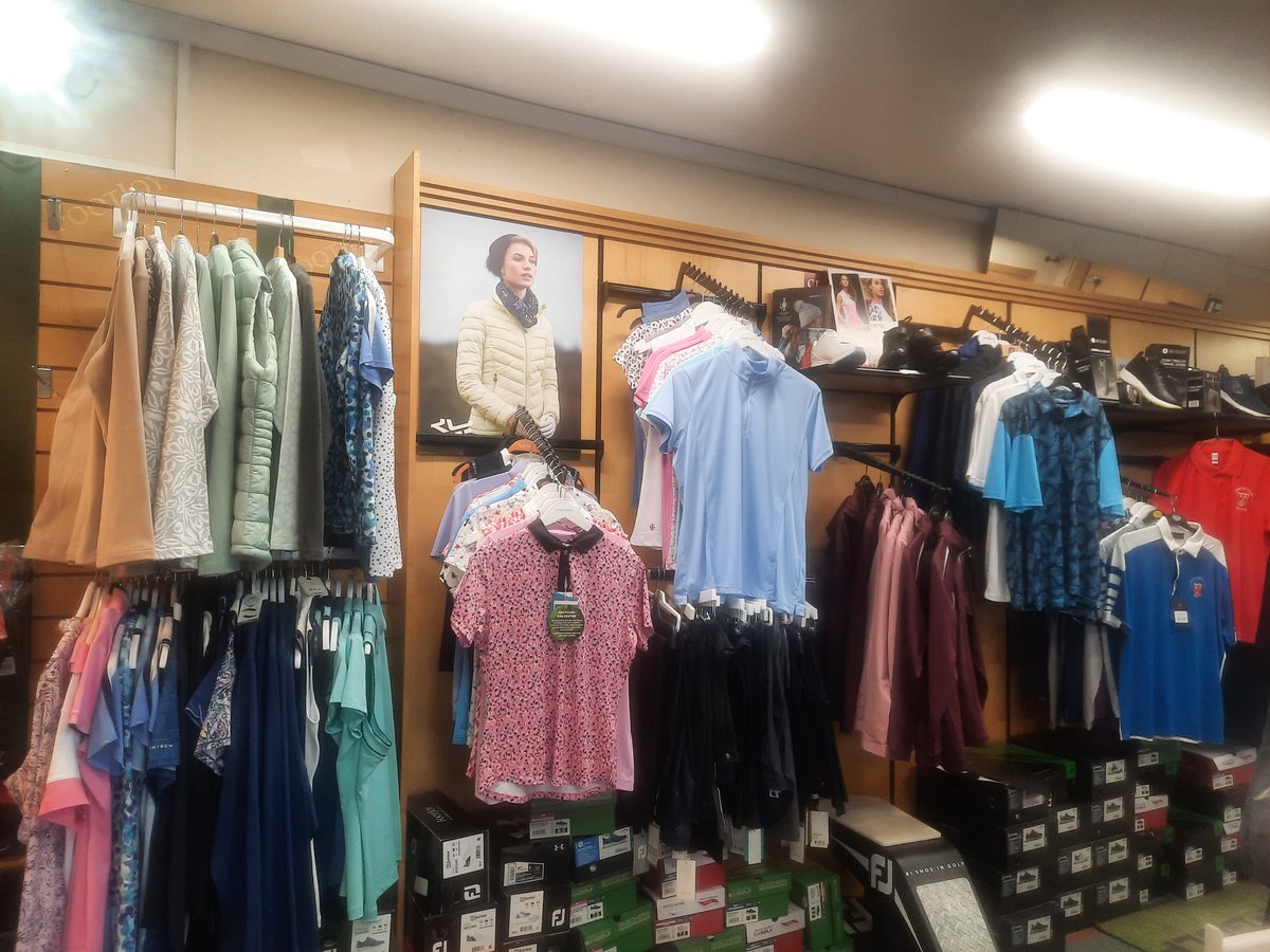 🤩Black Friday Sale 🤩
The Black Friday sale starts today, 25% off clothing in the Pro-Shop 🥳 Great selection on offer!! Call in &amp; grab yourself a bargain 😍
#BlackFridayDeals #EnnisGolfClub #blackfridaygolf