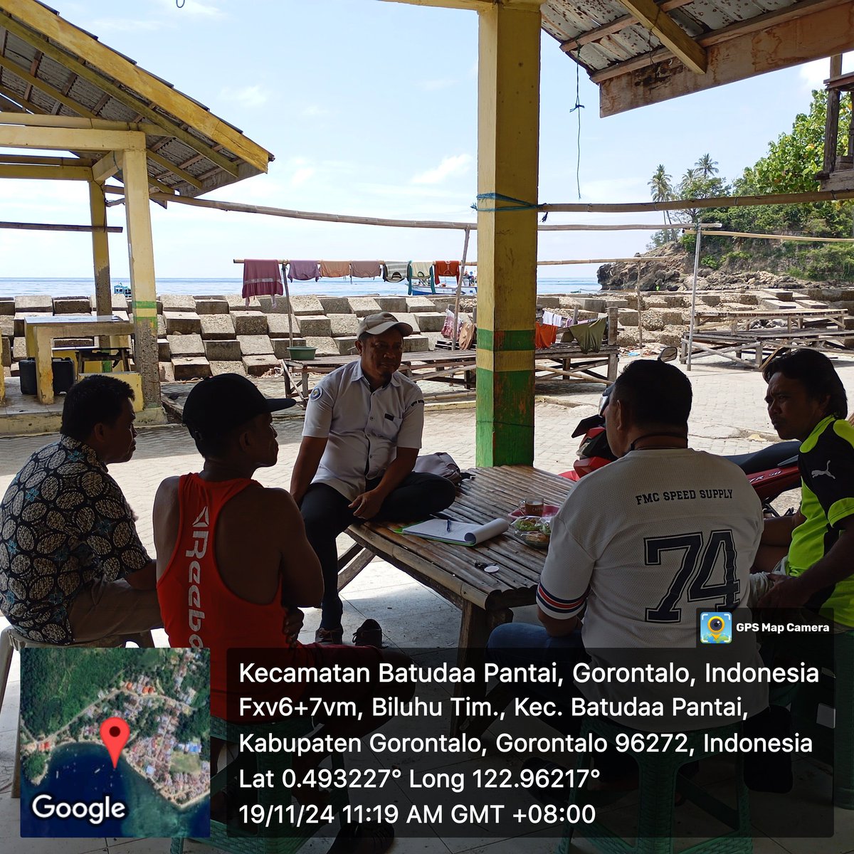 sofrantuna's tweet image. Selasa (19/11/24), Bersama Pokmaswas Napoleon ds. Biluhu Timur, Batudaa Pantai melakukan RTL terkait laporan Nelayan yg menggunakan bahan diduga potasium sianida dalam penangkapan ikan di perairanl
#GiatLuhkanSatminkalBitung
#Luhlapor
#Aktivitas
@bpppbitung 
@pusluh_bppsdm