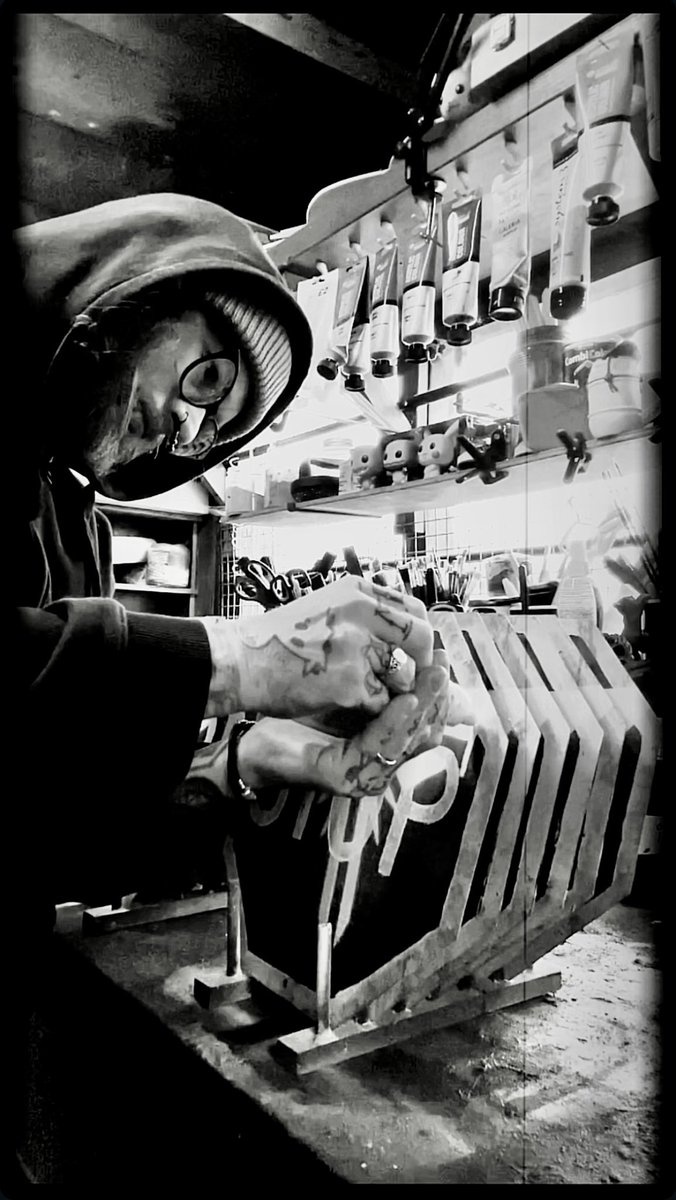 Retro Licker tweet media