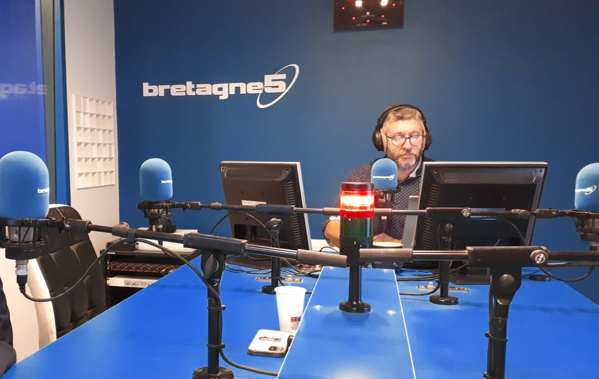 7h/9 h, c'est la #matinale de #Bretagne5 avec Stéphane Hamon.

👉 La météo avec <a href="/MeteoBretagne/">Météo Bretagne</a>
👉 à 7h35 Le jardin de Christophe
👉 à 7h47 La météo marine
👉 à 7h52 Destination commune
👉 à 8h10 Quelle semaine !

➡️ l'information tous les 1/4 d'heure