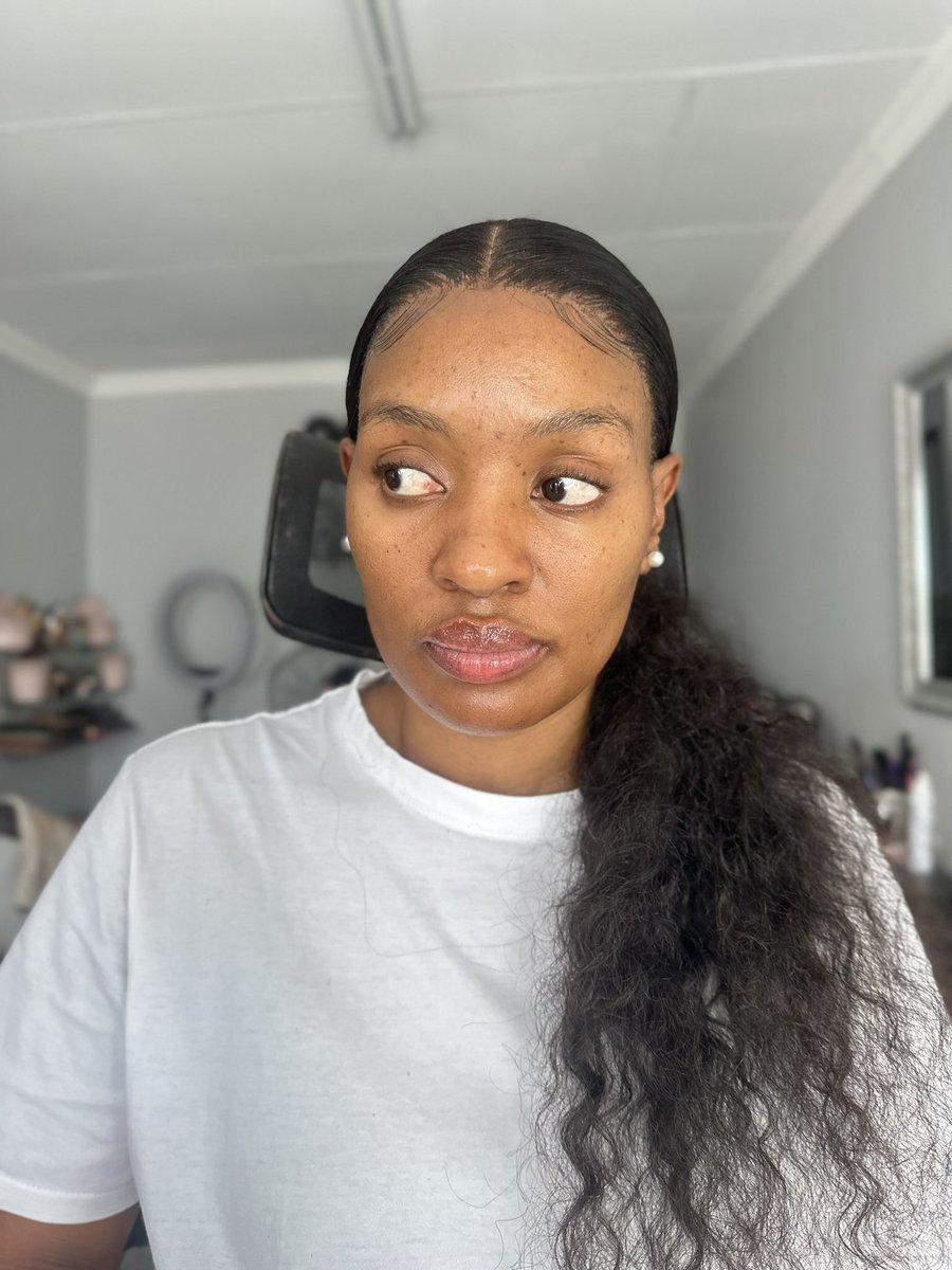 Glamzees_'s tweet photo. Hi ladies ☺️…I’m a make-up artist based in Vosloorus &amp; also do house calls. We have a special for only R550! Bookings: 0612367749. Your support will be much appreciated 🤍
#GirlzTalkZa #GirlTalkZA #GirlsTalkZA https://t.co/X17UGq3Fuj