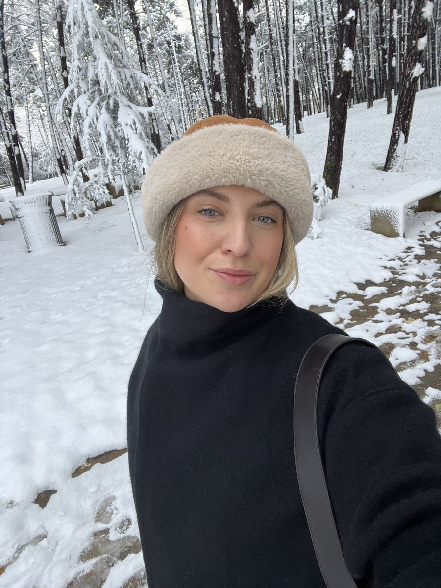 Andrra Nurkollari tweet media