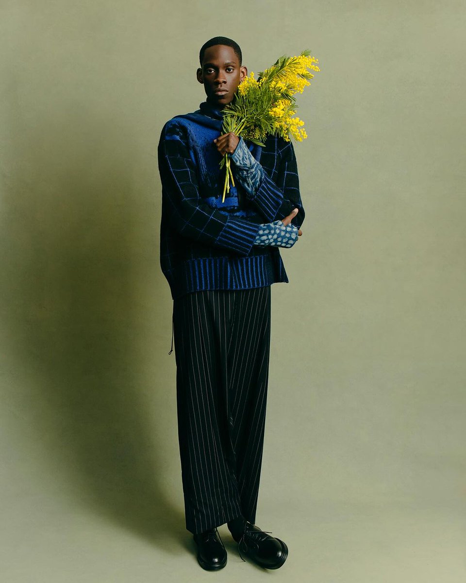 c_invincible's tweet photo. LAGOS SPACE PROGRAMME - Project 9: Invitation To Ojude Oba

Casting: @stephanegaboue
Hairstylist: @yann_turchi
Make-up: @marianneagb
Styling @olaoluebiti
Ph @christinaebenezer_ https://t.co/Oq1OwmykUy