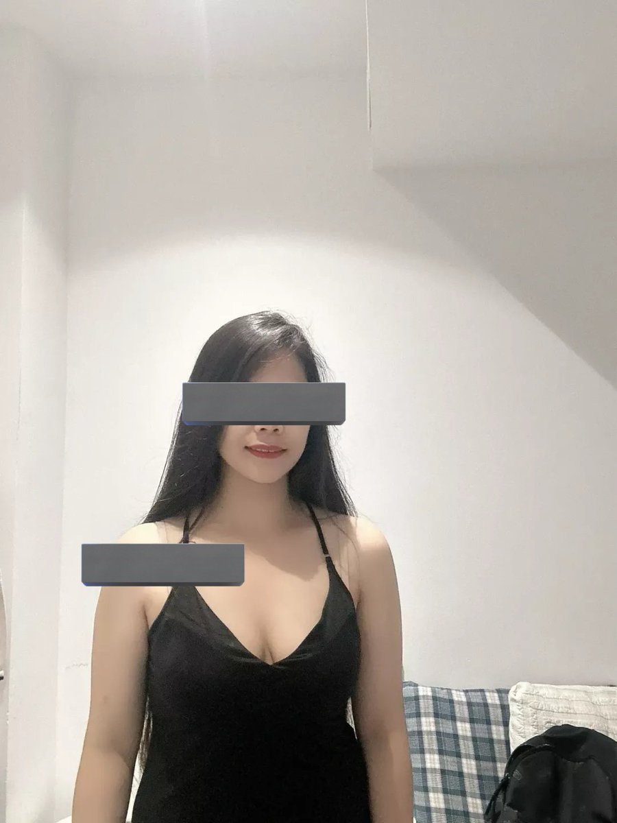 dalidasos's tweet photo. @CuckoldSpain1  
Hola chicos, tengo una novia en la calle Londres de Barcelona. Estoy fuera de España por negocios. Necesito un hombre negro que esté en Barcelona. Mi novia es de origen filipino, tiene 28 años. https://t.co/ZQEEpGTiYF