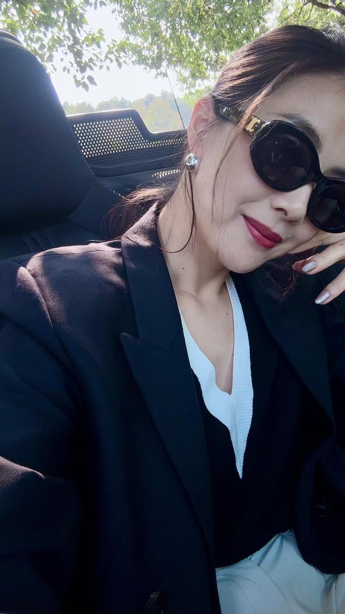 39岁的女人，老公在的时候不想要，却天天想要别的男人，这是咋的了？

都来说说，你最疯狂的一次啪啪啪是在啥地方，是啥体验？？ https://t.co/InqHio7Fav