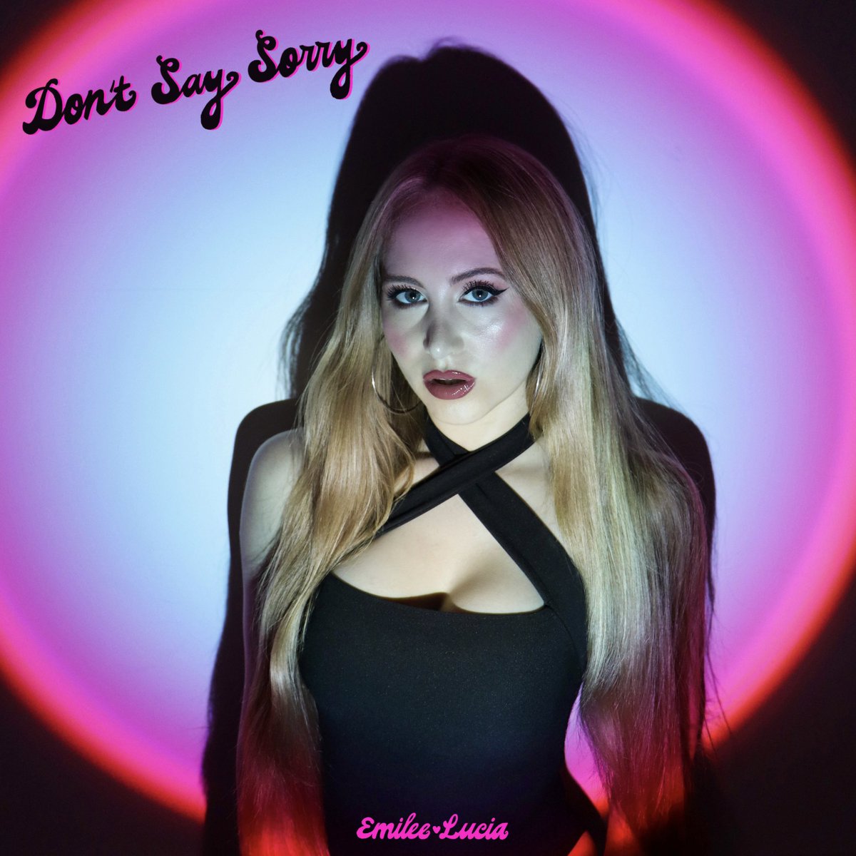 Happy Friday! My new single DON’T SAY SORRY is out now on all platforms!! 🎵🫶🏼

🎧 LISTEN HERE: lnkfi.re/dont-say-sorry

#NewMusicFriday