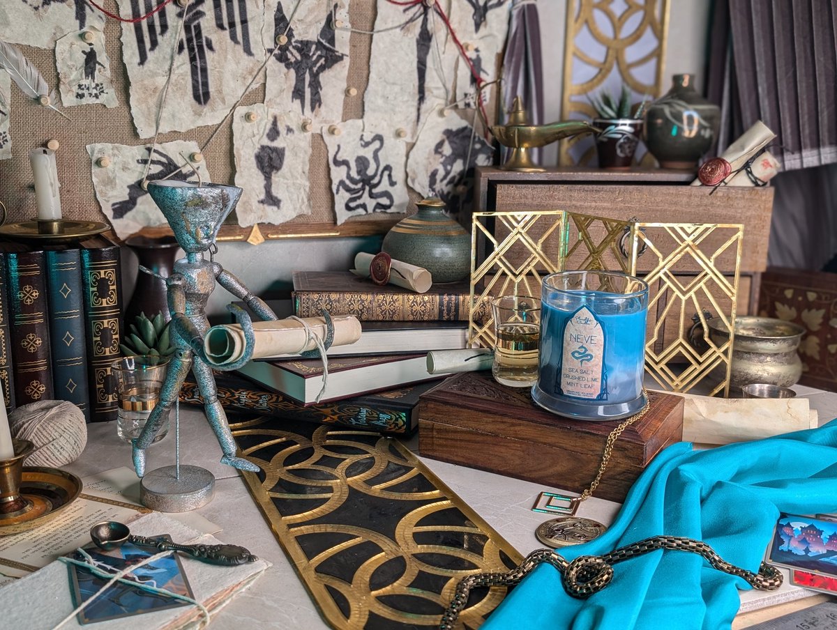 Finished the full set for Neve candle photos! Here's a sneaky pic before I start on the proper ones 💙

#DragonAgeVeilguard #DragonAge #Neve