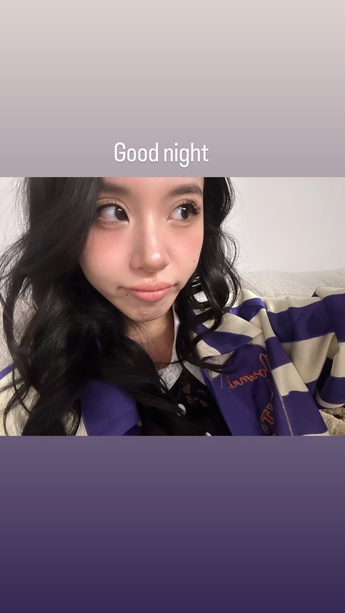 SubjectKpop's tweet photo. Chaeyoung's Instagram story update with Momo

#TWICE #트와이스 @JYPETWICE https://t.co/op4FpRpLsz
