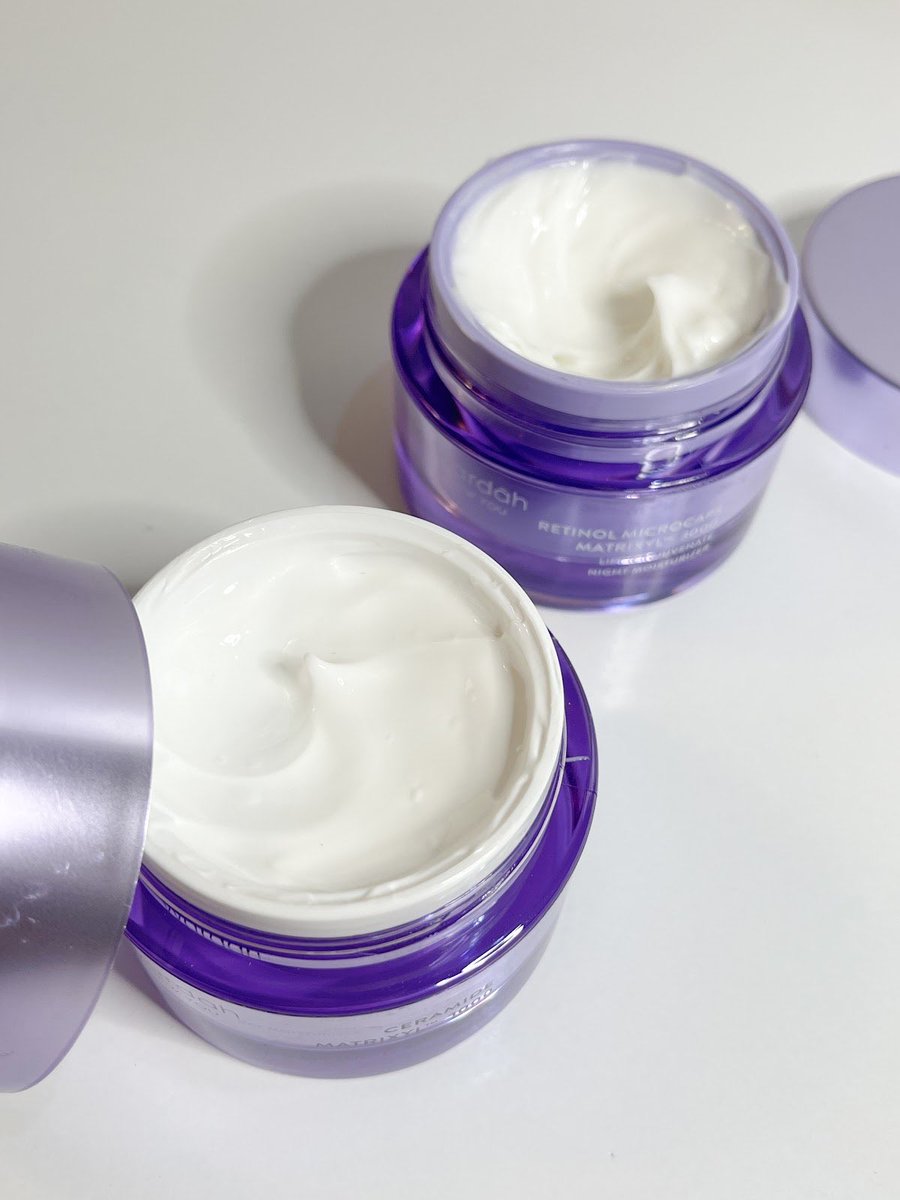 sleepinbeautea's tweet photo. salah satu ikhtiarku buat menunda sign of aging: pake skincare anti aging! ✨

sebenernya menua itu wajar banget, tapi ga ada salahnya kan nunda penuaan pake skincare? bonus bikin pori-pori jadi keliatan samar banget <3 https://t.co/thqWbxP6gx
