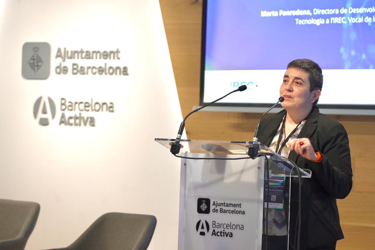 🚀 Més de 150 professionals a #InnoDayEnergia2024 s'ha reunit per debatre sobre edificació sostenible i emmagatzematge d'energia

💡Innovació, cooperació i nous reptes per liderar la transició energètica a Catalunya!

Llegeix més a:
🔗xre4s.cat/innovation-day…

#IRECevents