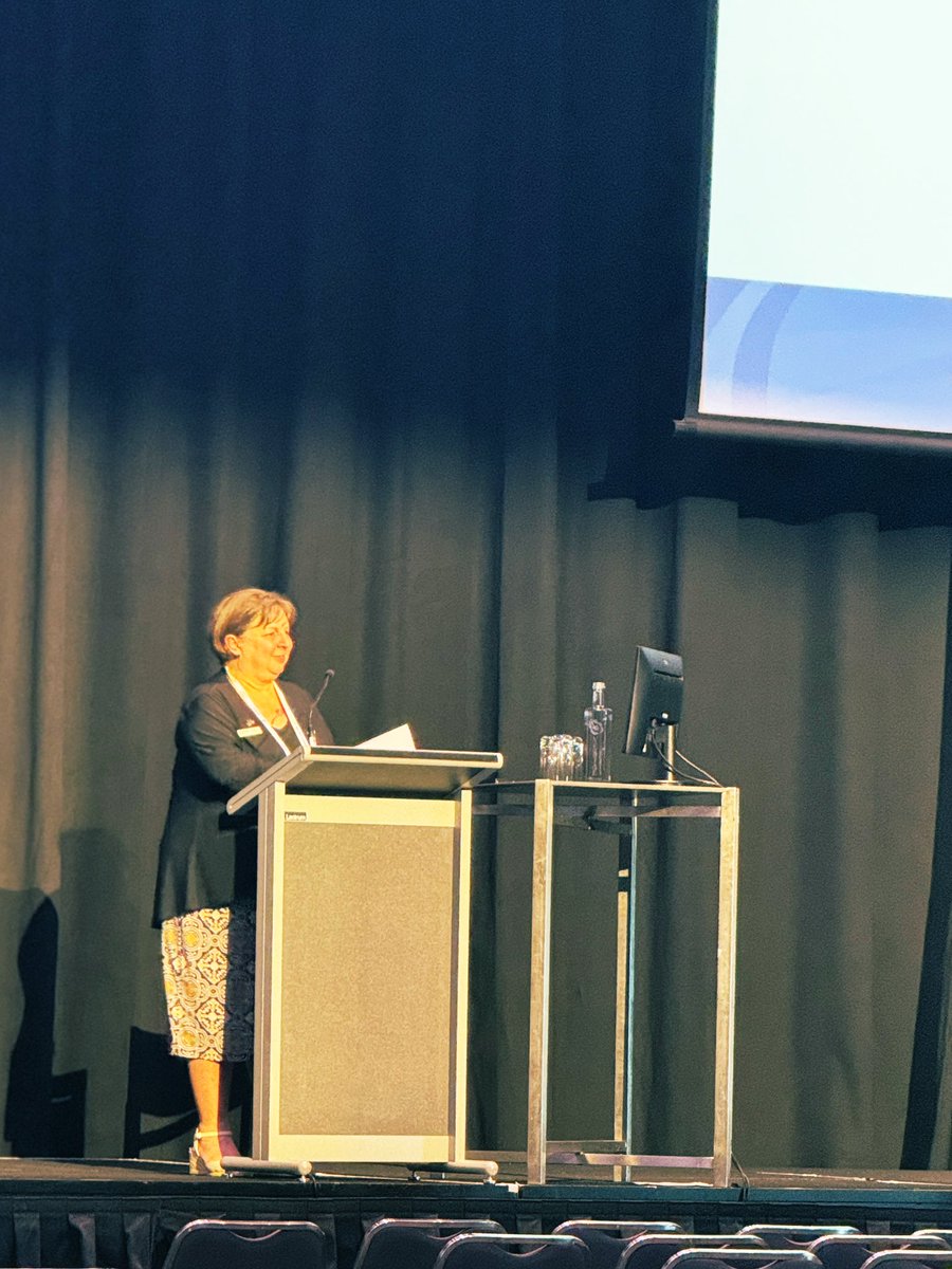 Ever wondered what financial incentives are available for rural GP/RGs? 

Peta Rutherford, CEO <a href="/RuralDoctorsAus/">RDAA</a> presents the Rural Incentives Calculator at #GP24

Check it out: rdaa.com.au/Aus/Aus/Resour…