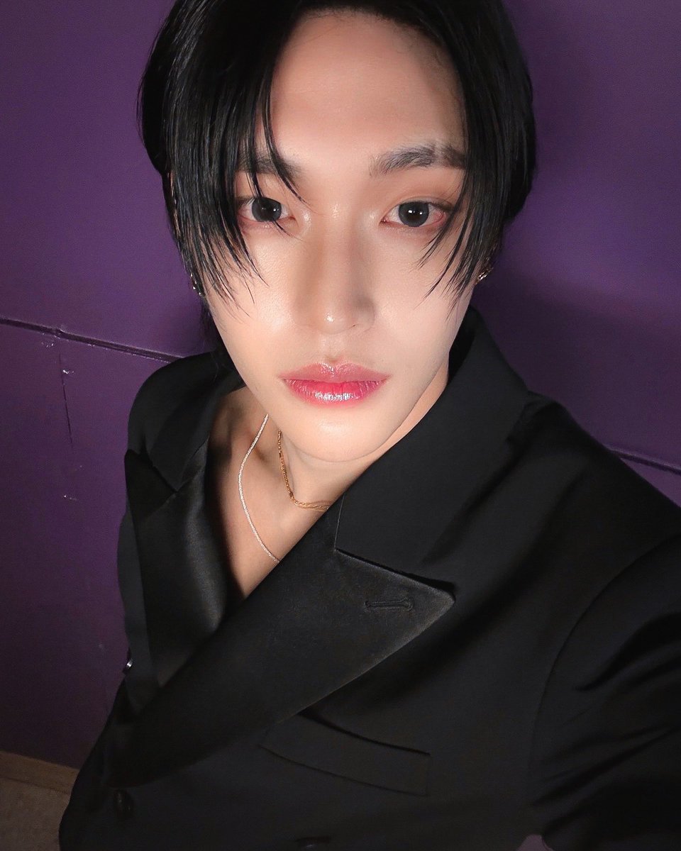 𝗯𝟭𝗮𝗰𝗸 (@1bin_b1ack) on Twitter photo 