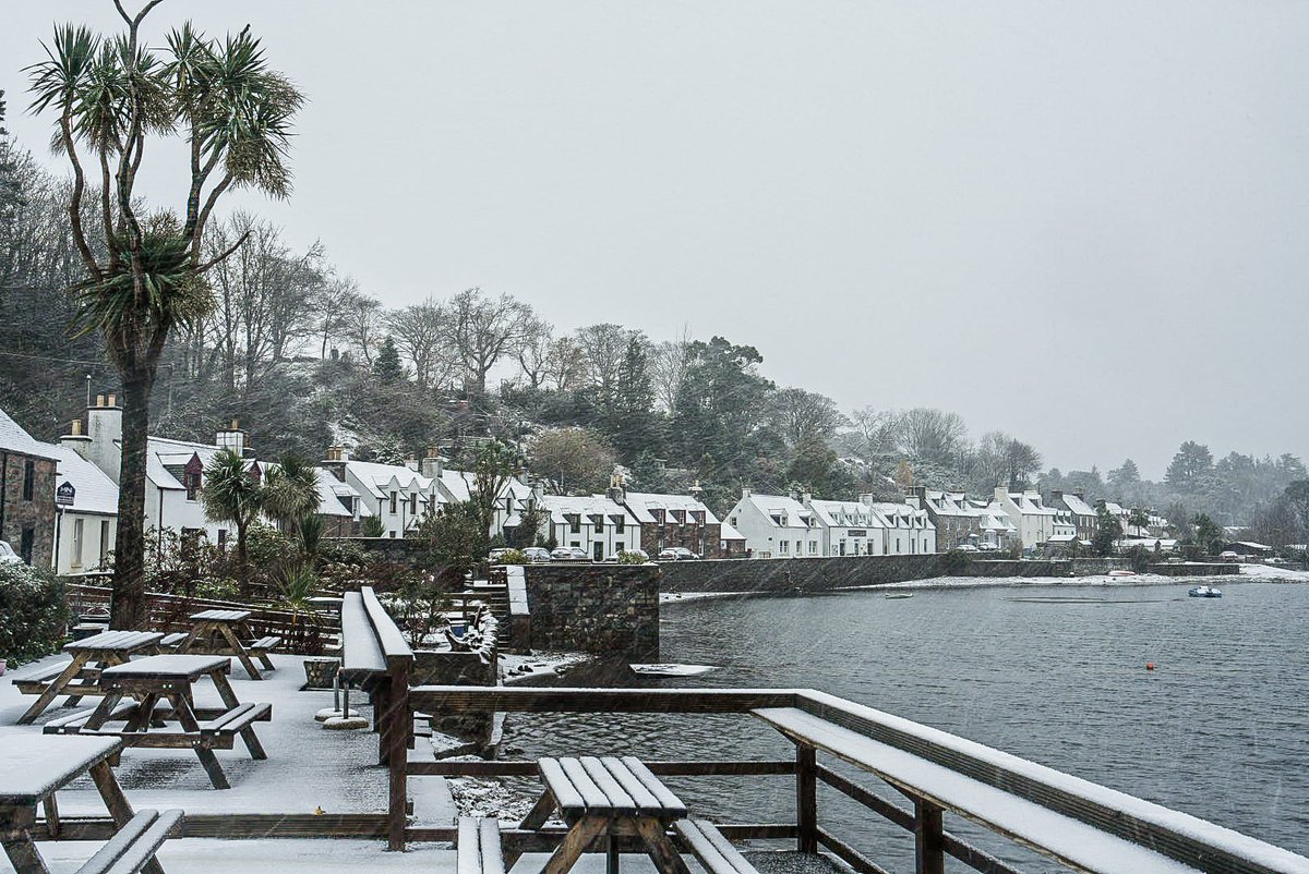 kmacraeplockton's tweet photo. Plockton in the snow.
Taken by @SBPhotogrphy https://t.co/8VBSCDlhN2