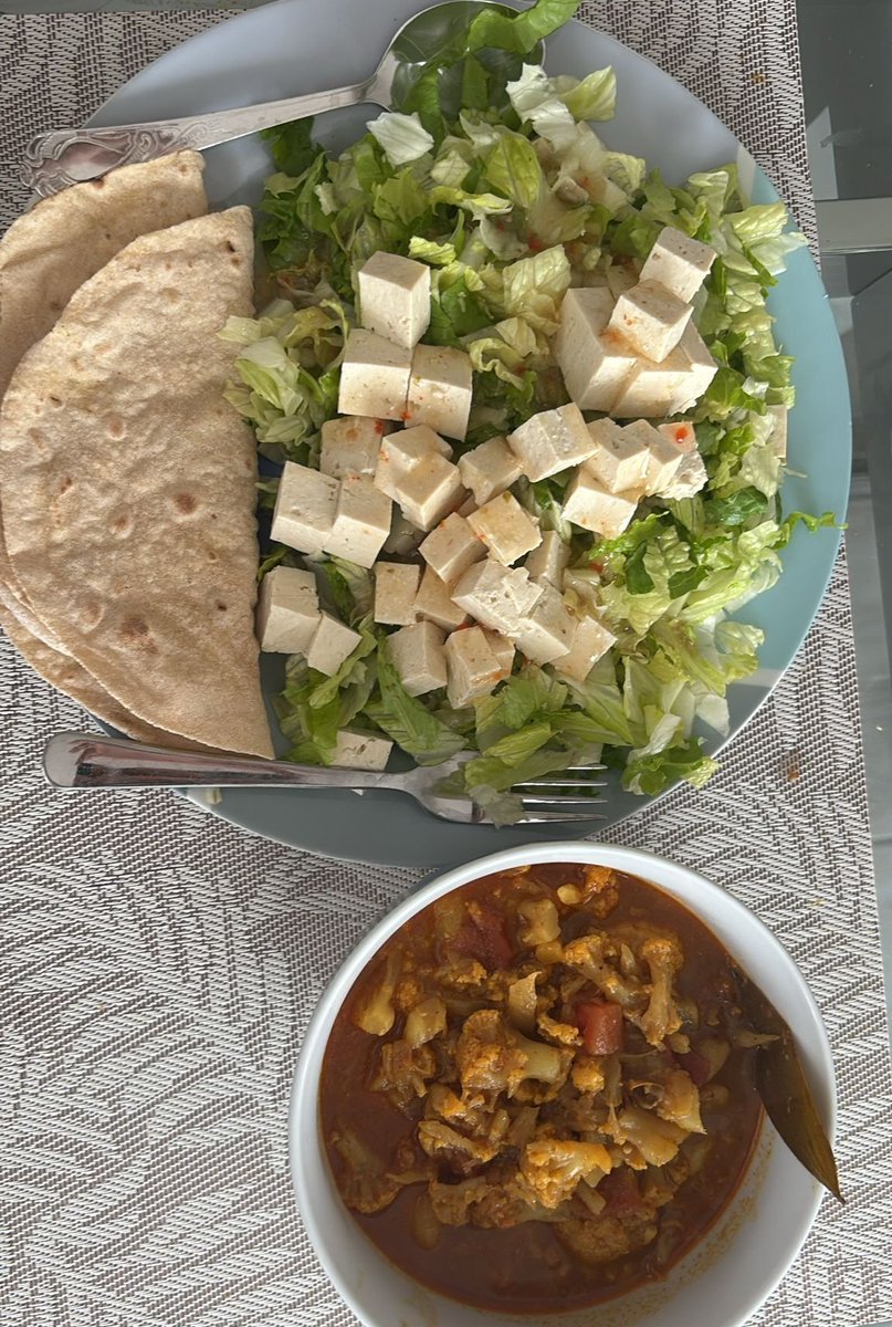 Abhirajputfit's tweet photo. You’ve been lied to.

Healthy eating isn’t expensive or boring.
It’s simple, satisfying, and delicious.

Once you learn to Diet, you’ll save time and eat better.

6 Ways to Master Indian Meals for fat loss: 🧵 https://t.co/6nhOs2EU0s