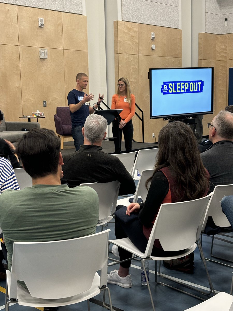 CovenantHouseBC's tweet image. Scenes from an incredible evening at Sleep Out, where local business leaders are giving up their beds for a night to raise funds and awareness for homeless youth. 💙

We’ll look forward to hearing their reflections tomorrow morning!

#CHSleepOut