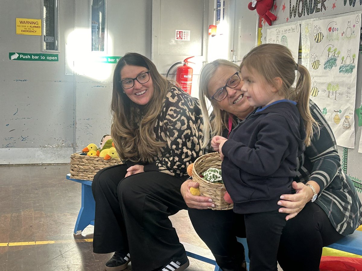 Wallace Primary & Nursery tweet media