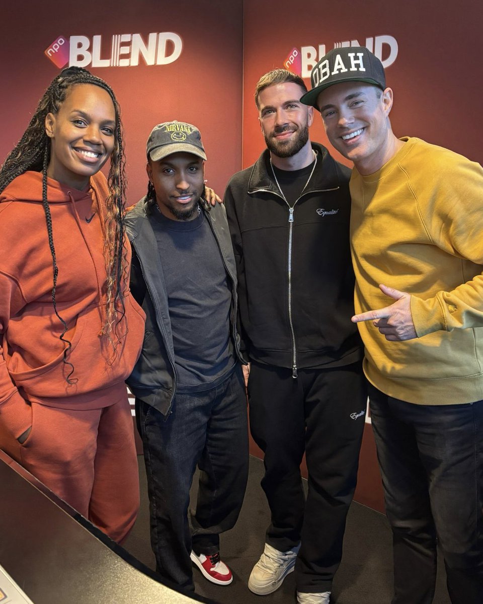 Morning Show 🌅 with @IrSais and @ThisIsJorda

Ir-Sais’ album Tayo is out now 🔥🎶
DJ Jorda is competing #BoxingInfluencers 🥊🏆

Morning Show,  Mon-Fri, 7-10 AM ⏰ 
with <a href="/QBah/">Q-Bah (QBah)</a> &amp; #JasmineSendar
#NPOBlend 📻 <a href="/BNNVARA/">BNNVARA</a> 📍