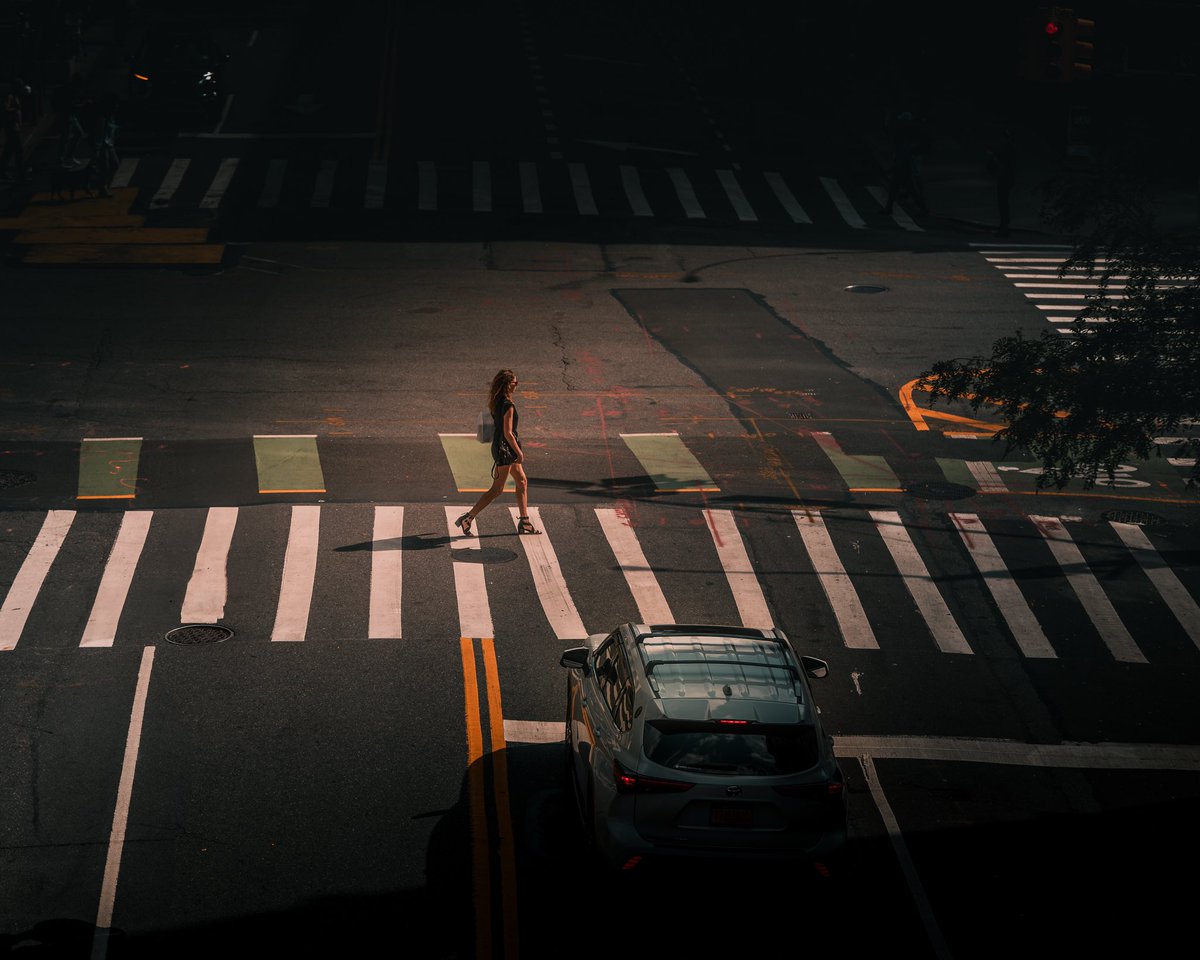 JohnDids's tweet photo. The Crossroads

Taken in my trip over the pond to New York last month.
#photography #streetphotography #art https://t.co/tZ4tV2DSrD