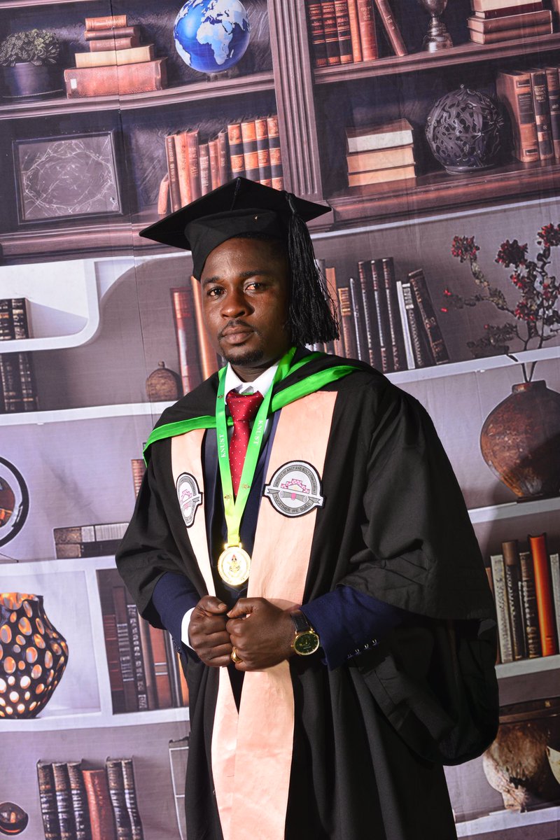 adunafisco's tweet photo. On a four year journey to acquire knowledge,this is how far the Lord has brought me.
Thank you to every one of you who sticked and stayed with me throughout the hard and beautiful times.
Congratulations to myself for achieving this milestone.
May we all flourish together. https://t.co/Yoa8meS9nM