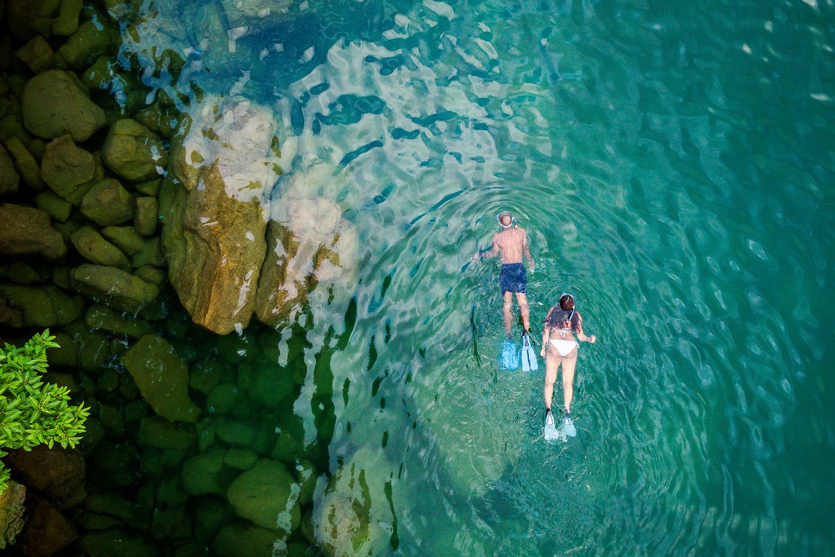 🌞 Summer is here in #Malawi! Soak it up at #PumulaniLodge on stunning #LakeMalawi.  Enjoy water sports, relax by 2 infinity pools, or sip cocktails with a view. 🍹✨ Celebrate Christmas &amp; New Year in style—fun memories await! 🎄🎉
#MalawiTourism #MalawiTravel #Malawians #Beach