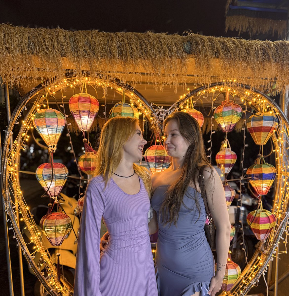sstleeamy's tweet photo. I love you babby❤️@IvyEdenf4f https://t.co/djlavoRxeF