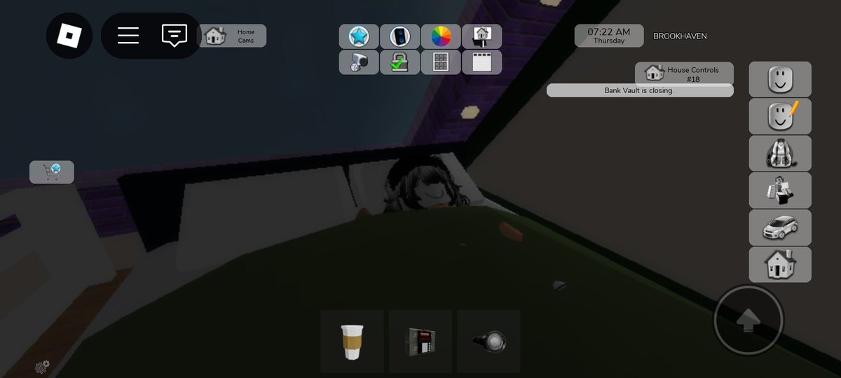 mcdonalds_merSM's tweet image. "You just robbed a bank and the police is outside your door"
My honest reaction: (😪😴💤)
(#roblox #robloxbrookhaven)